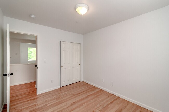 Building Photo - 1485 Bobs Hollow Ln