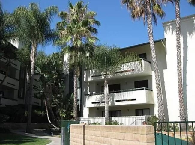 Building Photo - 5885 El Cajon Blvd