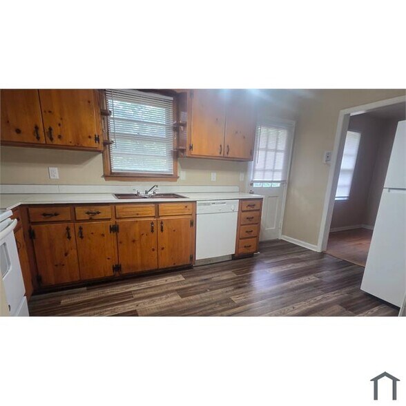 Building Photo - 2916 Walden Dr