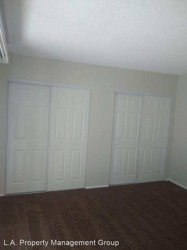 Building Photo - 23901 Los Rosas St