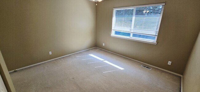 Building Photo - 23580 Brixton Pl
