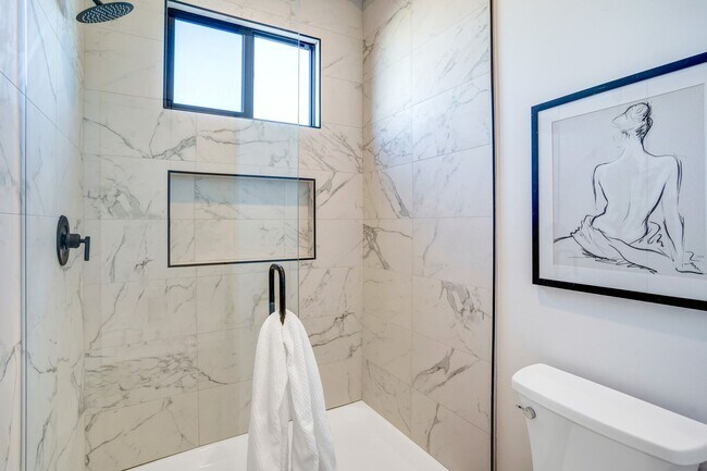 Building Photo - COASTAL LIVING AWAITS IN PACIFIC BEACH! 3 Bed | 2 Bath | $5,995 / mo