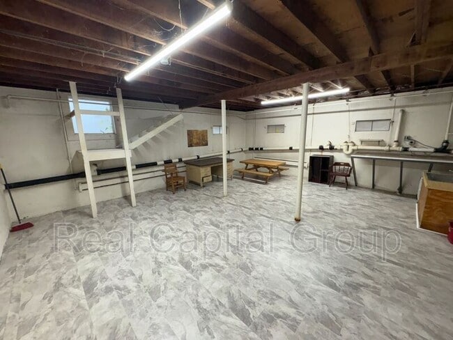 Building Photo - 38 Glenwood St