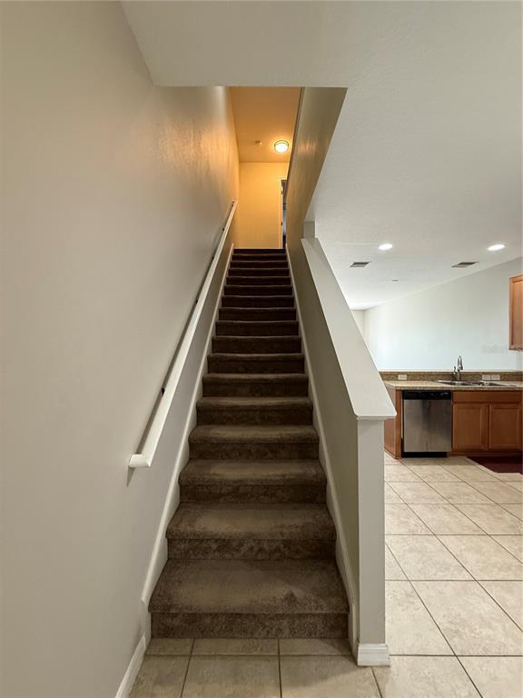 Building Photo - 5032 White Sanderling Ct