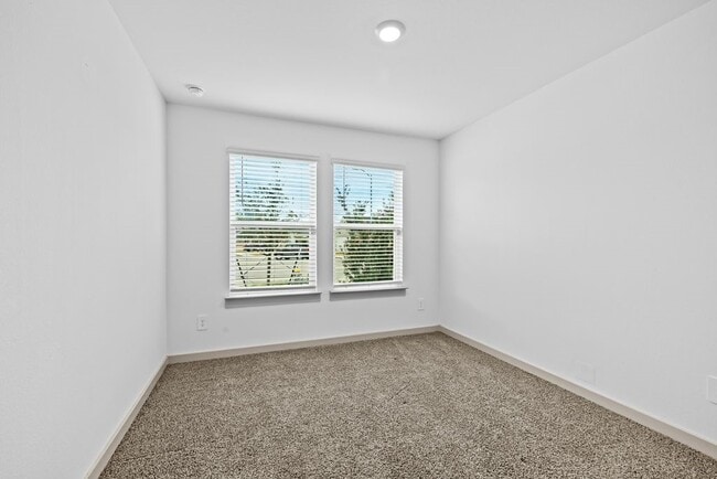 Building Photo - 4903 Pne Hvn Ln