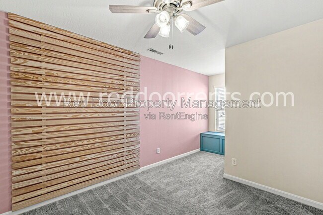 Building Photo - 2313 Trefoil Dr