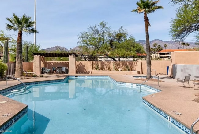 Building Photo - 4300 N Rillito Creek Pl