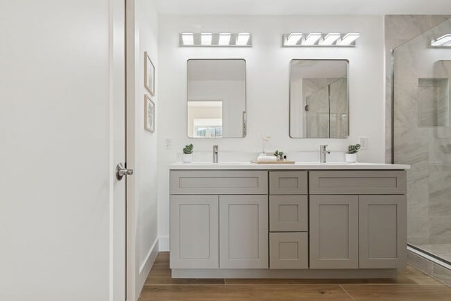 Building Photo - 1343 4th St