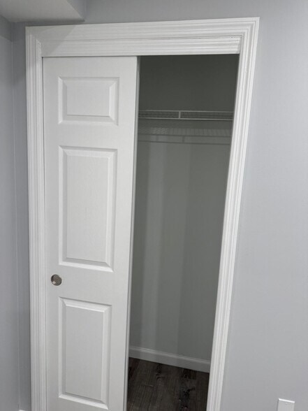 Bedroom #2 closet - 285 Rose St