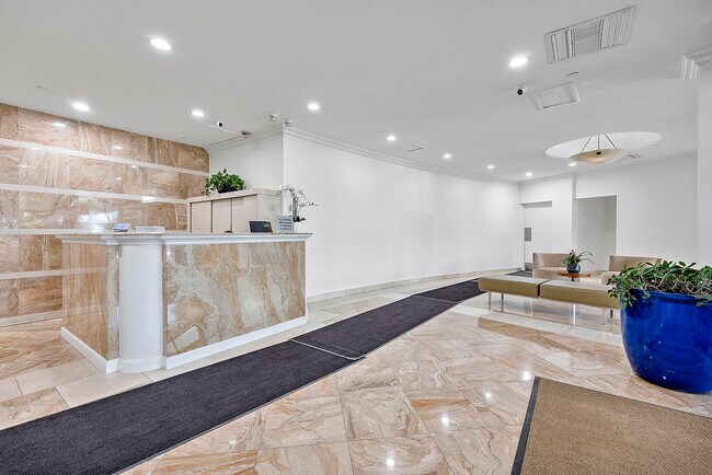 Building Photo - 3400 S Ocean Blvd