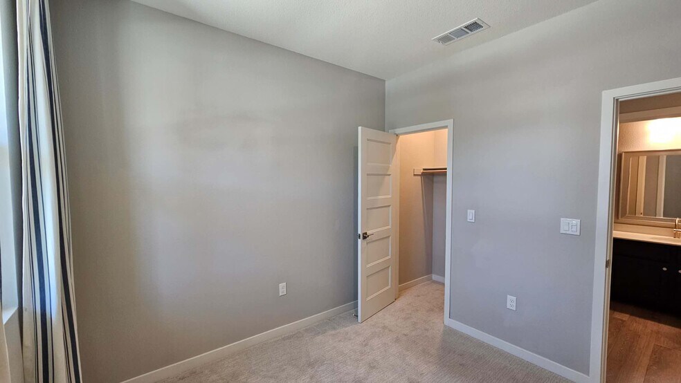Building Photo - 10346 S Solvita Way