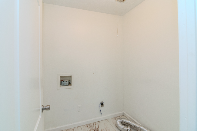 Building Photo - 1558 Samara Glen Way