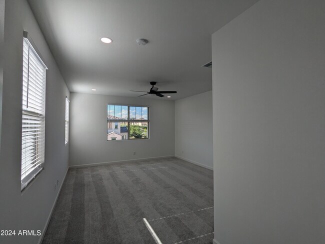 Building Photo - 2207 W Paso Trl