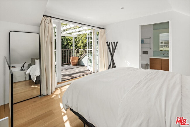 Building Photo - 165 Mabery Rd