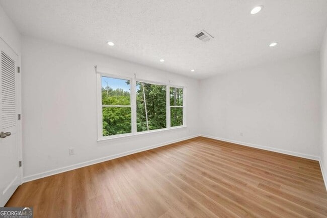 Building Photo - 5132 Willow Point Pkwy