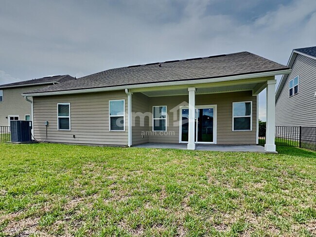Building Photo - 970 Sunny Stroll Dr