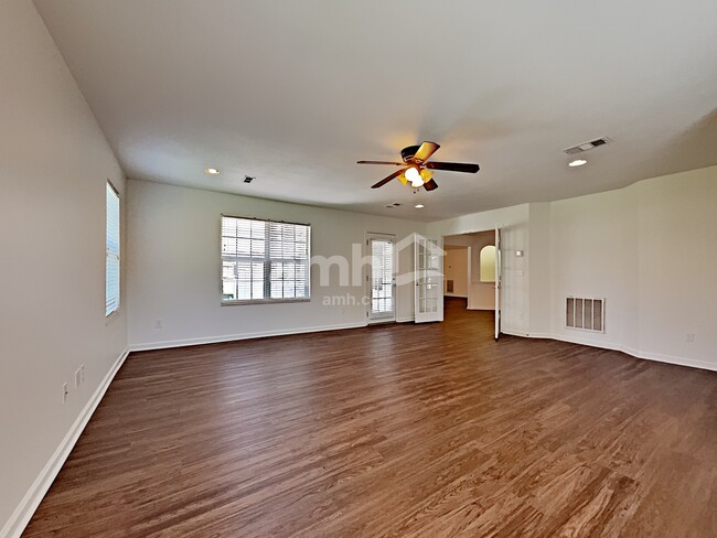 Building Photo - 6449 Sterchi Village Blvd