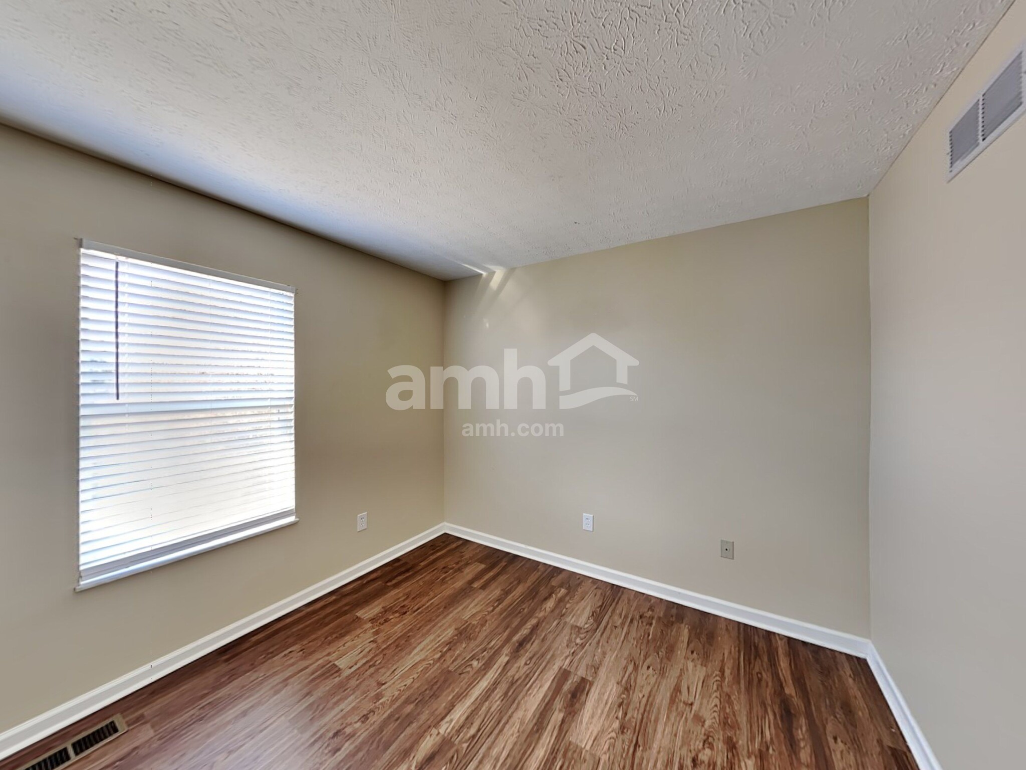 Building Photo - 45 Fieldcrest Dr