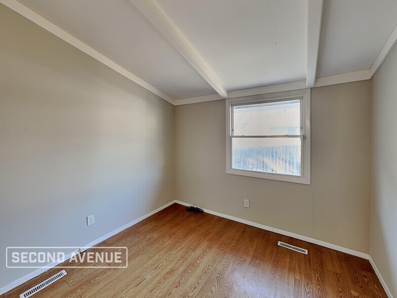 Building Photo - 4007 E 45th St