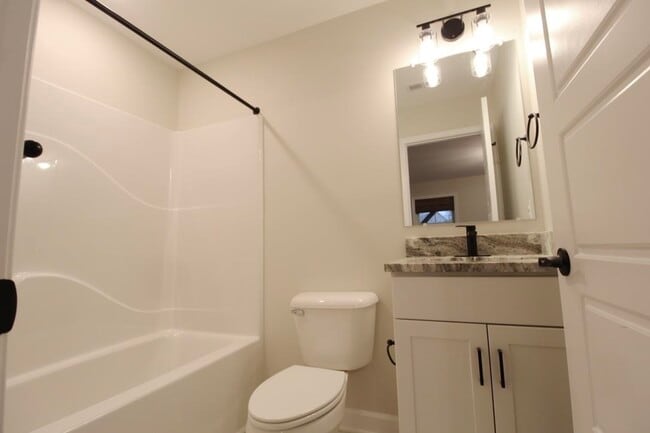 Building Photo - 1441 DERBY Dr