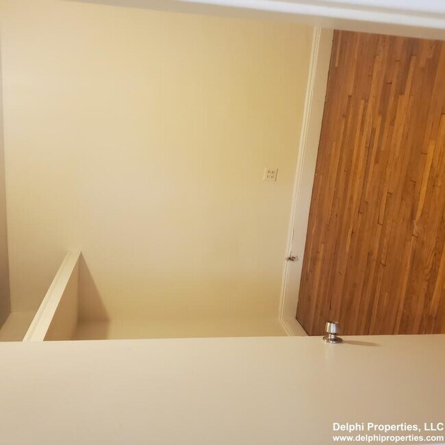 Building Photo - 2 bedroom in Boston MA 02135