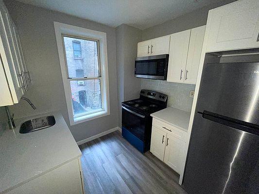 Building Photo - 2 bedroom in BRONX NY 10468