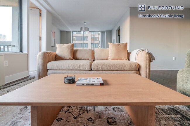 Building Photo - 1515 Richmond Hwy