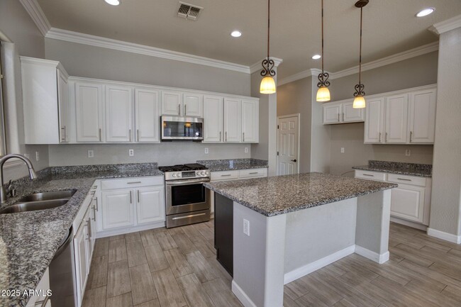 Building Photo - 38540 N Vista Hills Ct