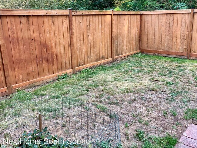 Building Photo - 3 br, 2.5 bath House - 1159 Cosper St