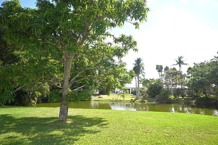 Building Photo - 9746 Lancaster Pl