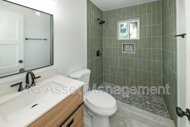 Building Photo - 2807 Sabral Cir