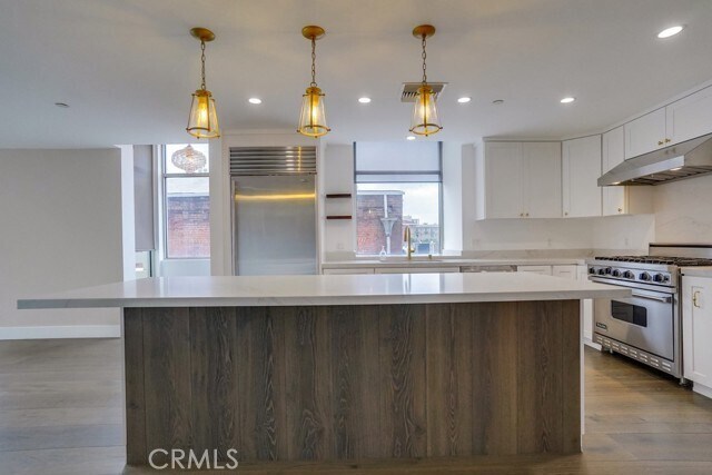 Building Photo - 35 N Raymond Ave