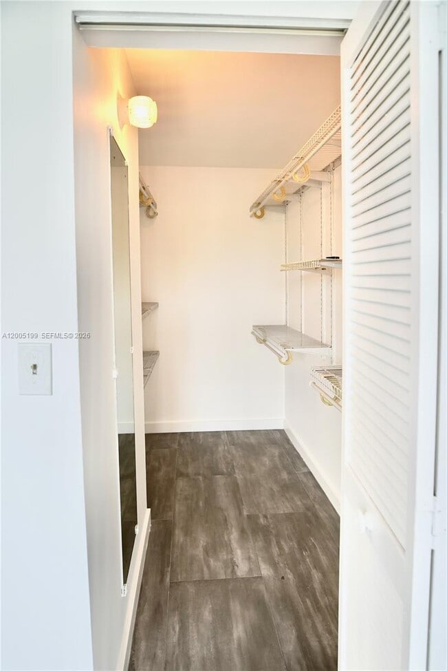 Building Photo - 3186 Bird Ave