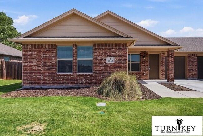 Building Photo - Life is Better by the Lake Gorgeous 3-Bedroom Duplexes in Azle