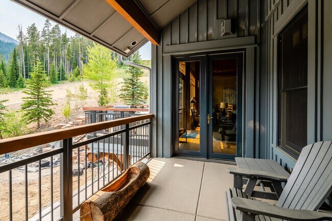 Building Photo - 66 Mountain Loop Rd