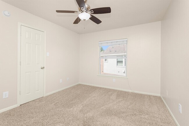 Building Photo - 3118 Legends Mist Dr