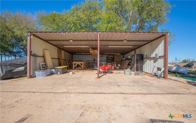 Building Photo - 12802 County Line Rd
