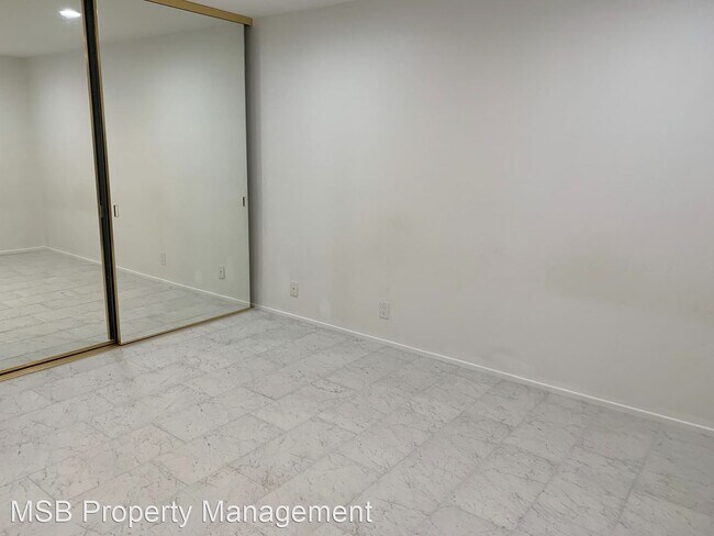 Building Photo - 1 br, 1 bath House - 375 Camelback Road, U...