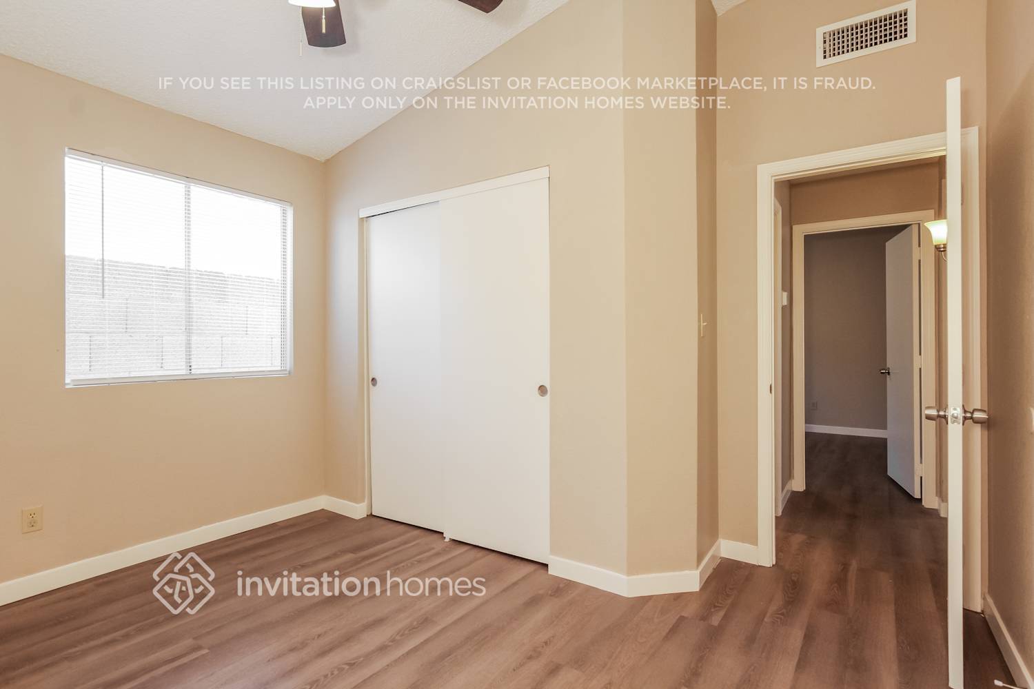 Building Photo - 3108 E Siesta Ln