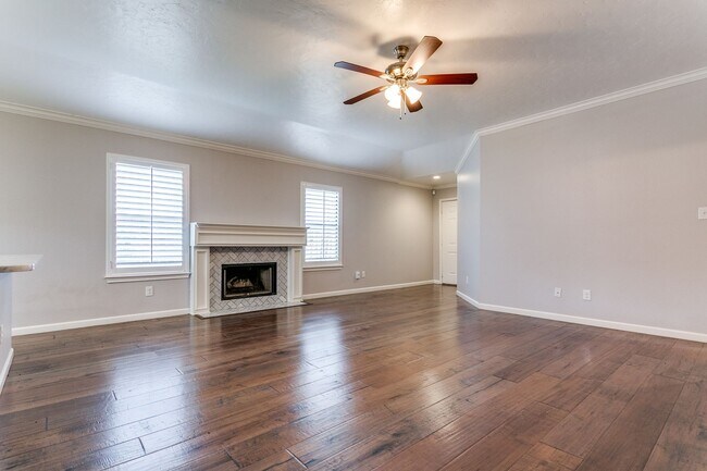 Building Photo - RENOVATED 3-BEDROOM IN PEBBLE OAK, NORTH EAST ISD