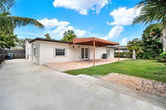 Building Photo - 9312 SW 182nd St