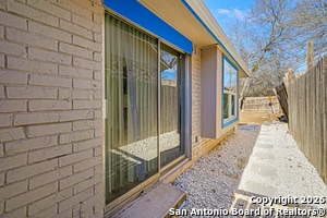 Building Photo - 3325 Cliffside Dr