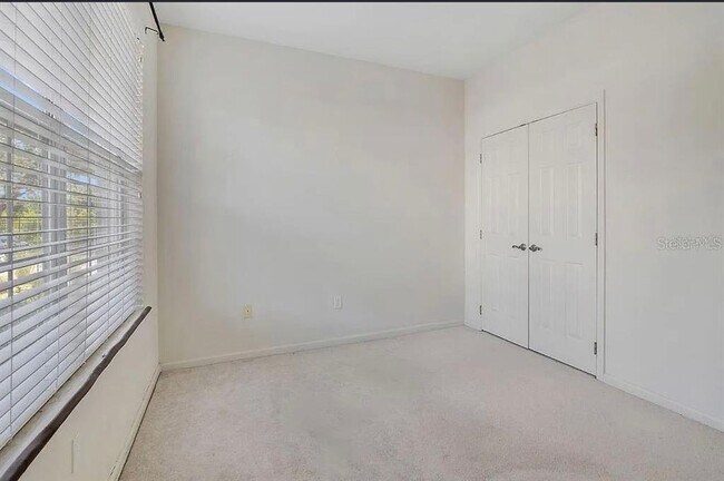 Building Photo - 3001 Laurel Run Ln