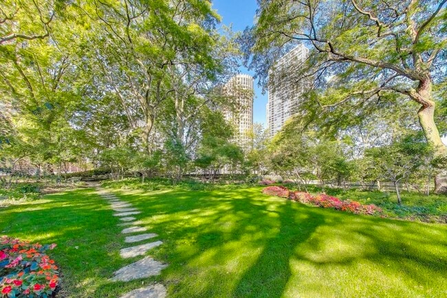 Building Photo - 505 N Lake Shore Dr