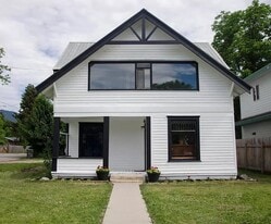 Building Photo - 1220 W Superior St