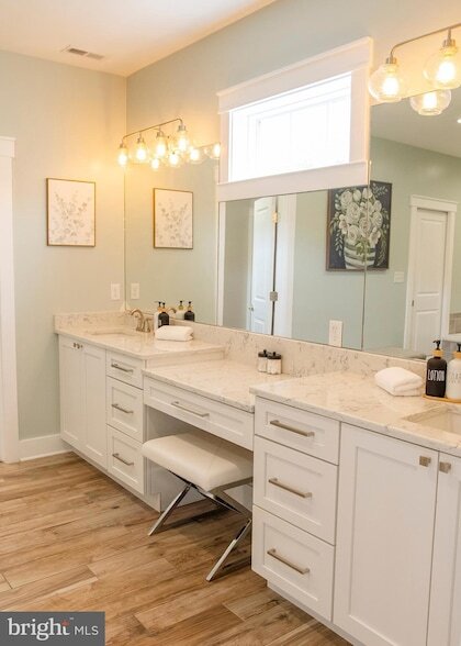 Building Photo - 23296 Wilder Way