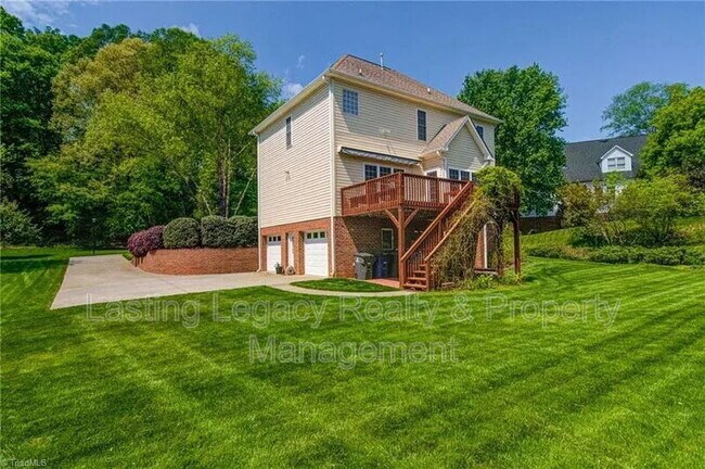 Building Photo - 475 Ashbry Run Dr