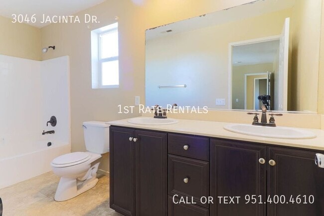 Building Photo - 3046 Jacinta Dr