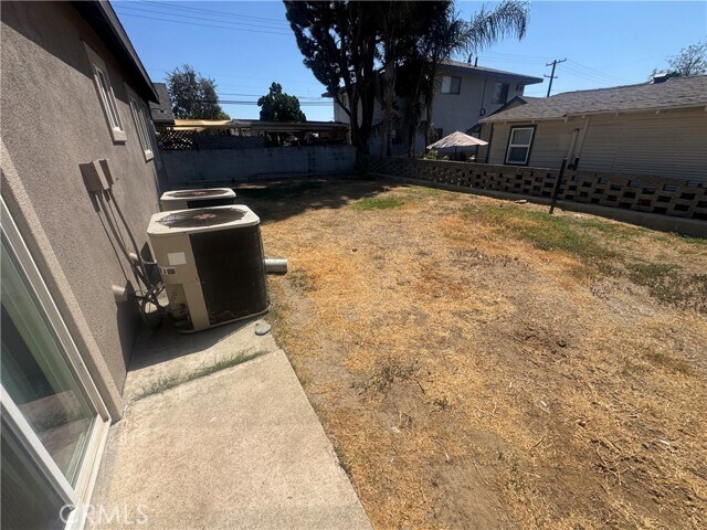 Building Photo - 603 N Soldano Ave