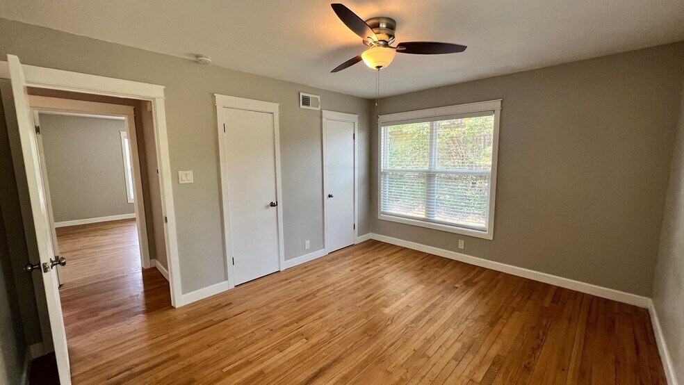 Building Photo - 5432 Purington Ave